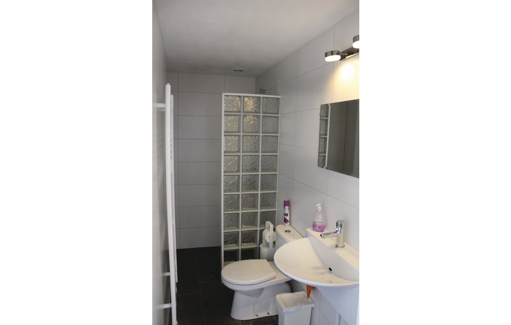 Semesterhus - Bruinisse , Nederländerna - HZE052 12