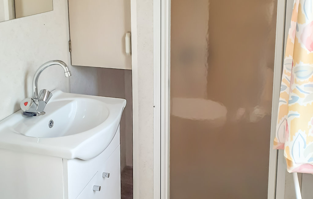 Semesterhus - Renesse , Nederländerna - HZE197 12