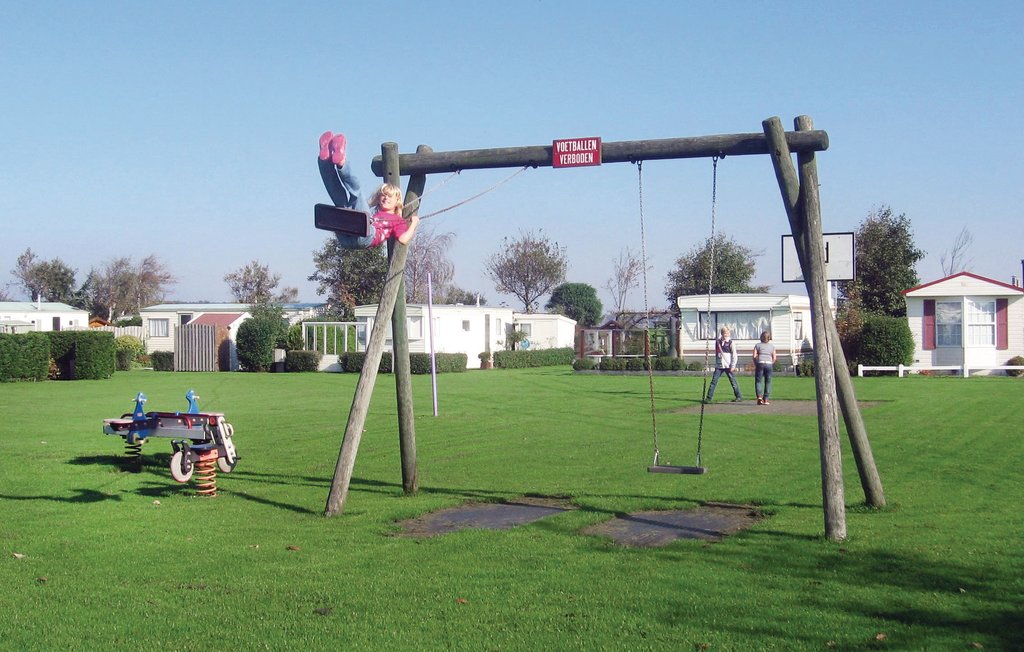 Holiday home Noordwijkerhout (HZH110)