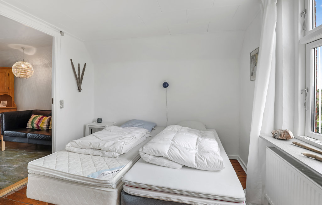 Feriehus - Pedersker , Danmark - I52106 22