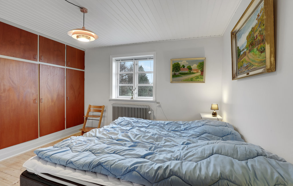 Feriehus - Pedersker , Danmark - I52002 22