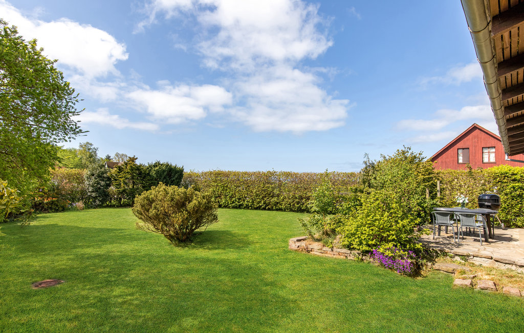 Feriehus - Pedersker , Danmark - I52002 13