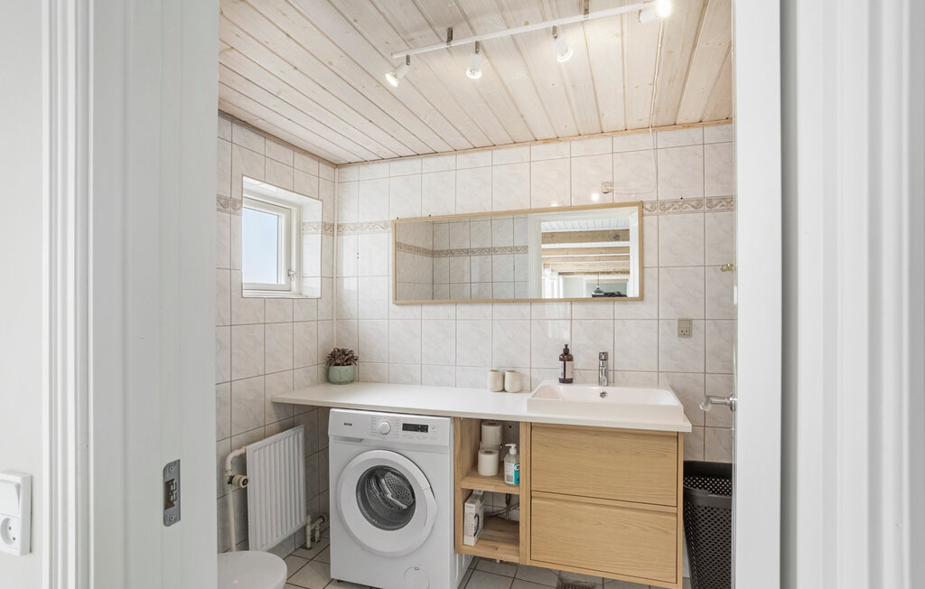 Feriehuse - Aakirkeby , Danmark - I52224 22