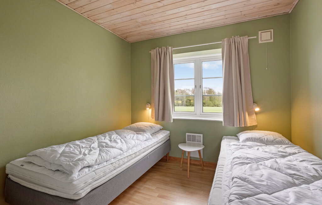 Feriehuse - Aakirkeby , Danmark - I52224 34
