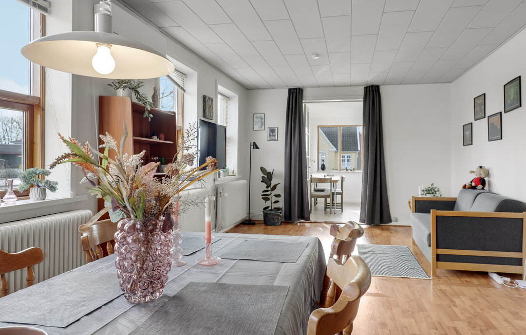 Feriehuse - Pedersker , Danmark - I54114 4