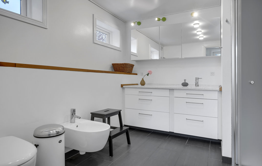 Feriehuse - Sandvig , Danmark - I56111 23