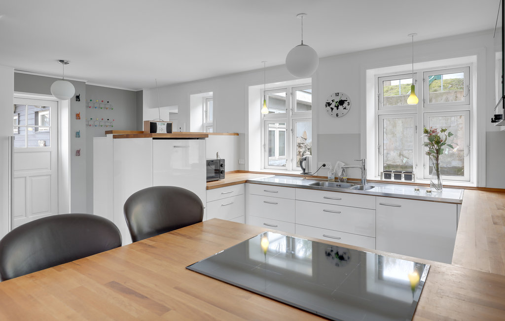 Feriehuse - Sandvig , Danmark - I56111 14