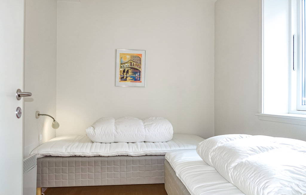 Feriehus - Gudhjem , Danmark - I66024 18