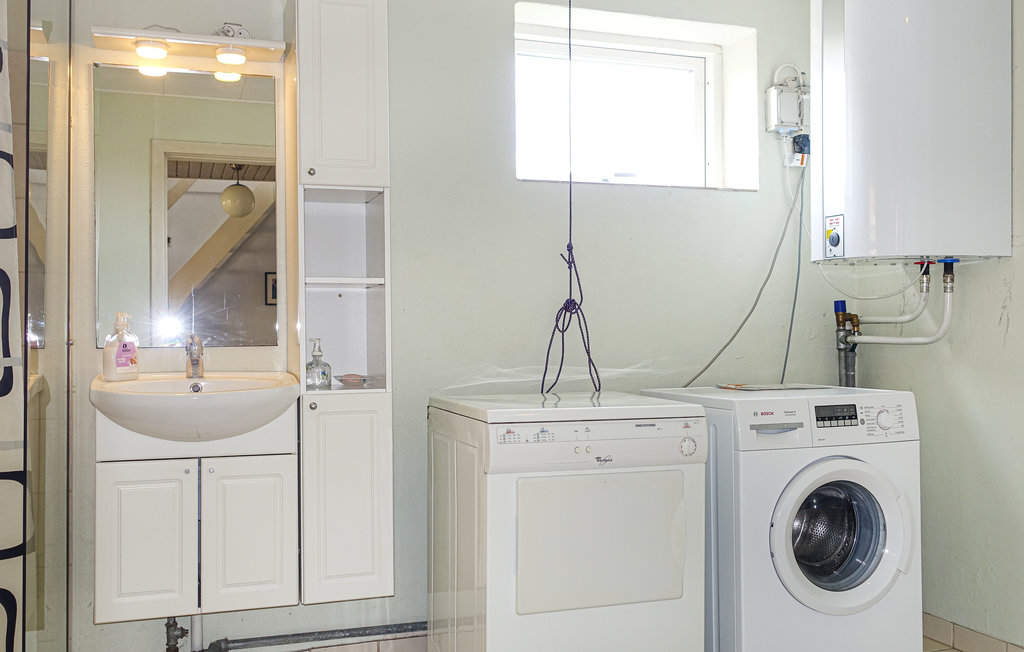 Feriehus - Gudhjem , Danmark - I66058 23