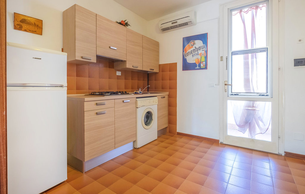 Feriehus - Lido delle Nazioni , Italia - IEK152 10