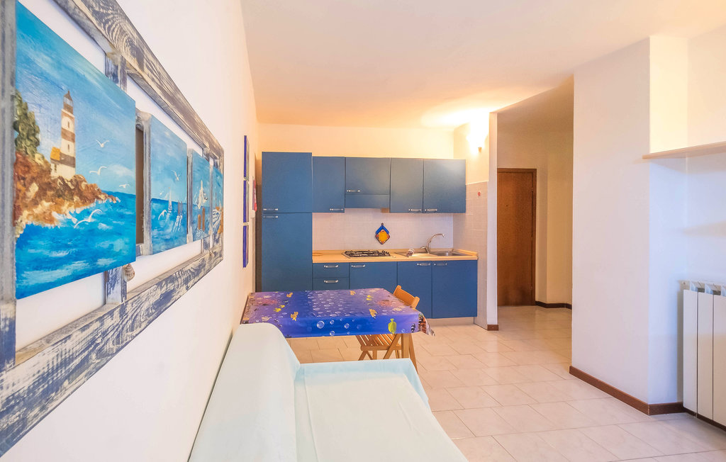 Apartment Lido delle Nazioni (IEK363)