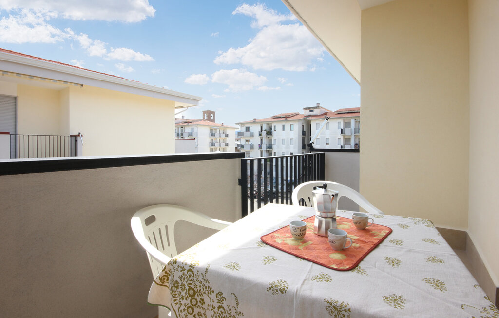 Oude bezienswaardigheden en zwemplezier wachten op je in deze vakantiewoning.

Haal het meeste uit je vakantie en beleef heerlijke dagen in deze praktische vakantiewoning. Dit appartement ligt vlak na..