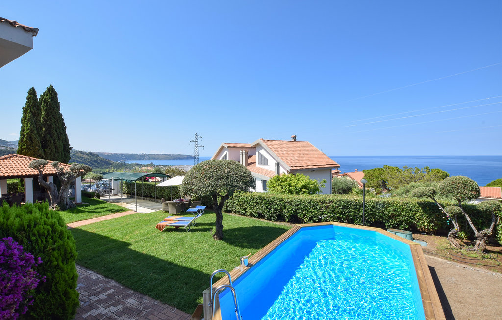 Semesterhus - Praia a Mare , Italien - IKK394 1