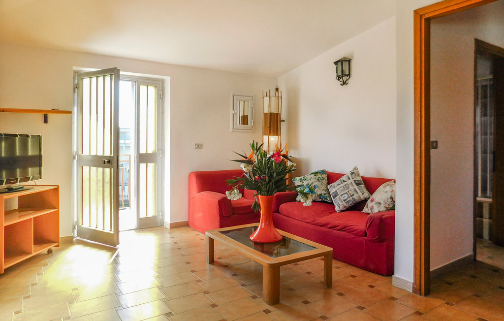 Freuen Sie sich auf den Urlaub in dieser einladenden Ferienwohnung mit Meerblick!

Bis zu 6 Personen und ein Haustier können es sich in der Ferienwohnung mit 3 Schlafzimmern gemütlich machen. Die ge..