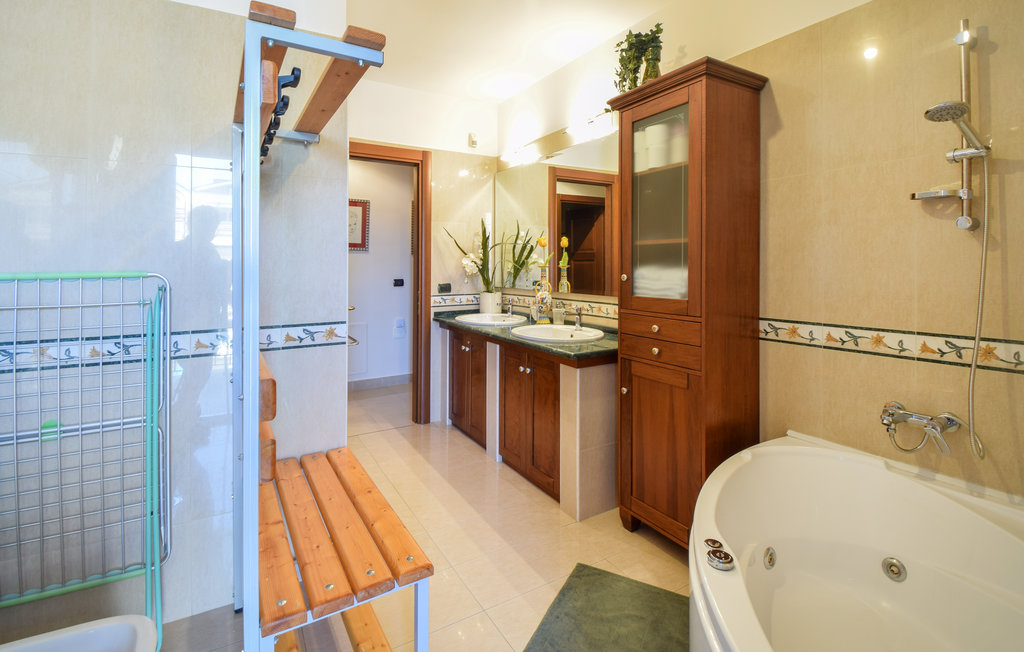 Lejlighed - Caserta , Italien - IKL143 15