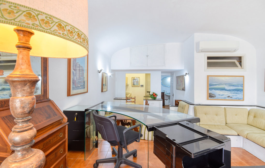 Entspannen Sie zu zweit in dieser gemütlichen Ferienwohnung in zentraler Lage von Camogli.

Einen Katzensprung vom Bahnhof entfernt, in einer verkehrsberuhigten Zone, nicht zugelassen für Autos, hei..