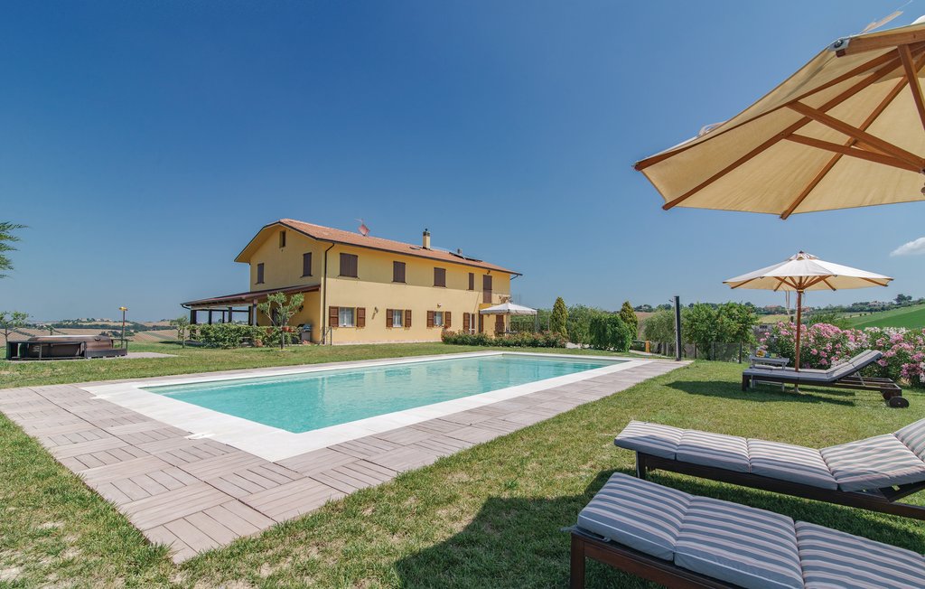 Ferienhaus Ostra 10 Personen Italien Ancona Ferienhausurlaub Com