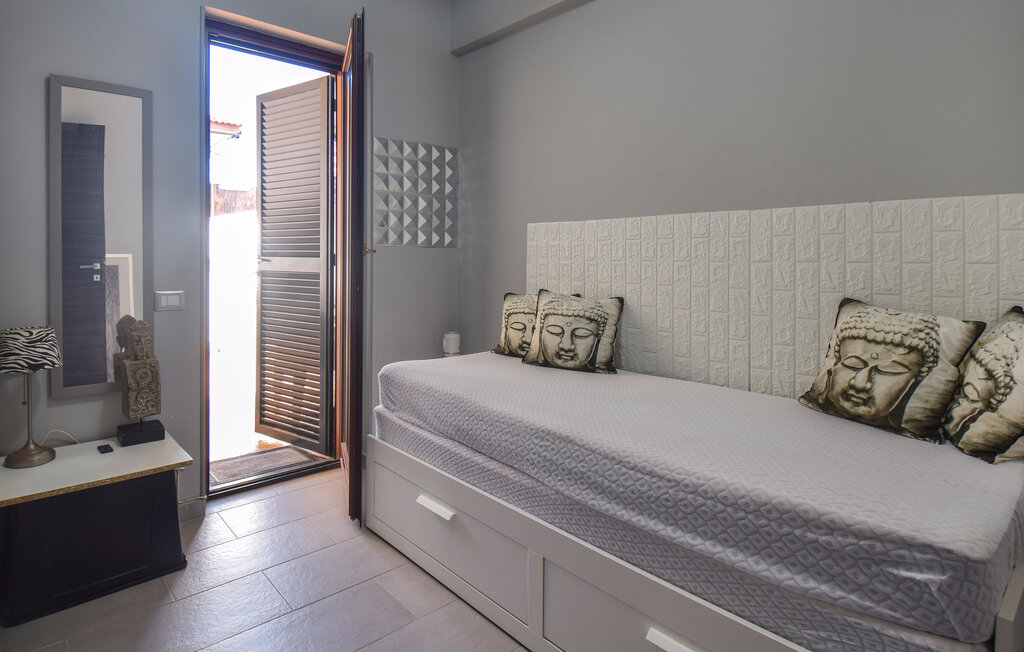 Apartment - Tor San Lorenzo , Italy - IRK005 15