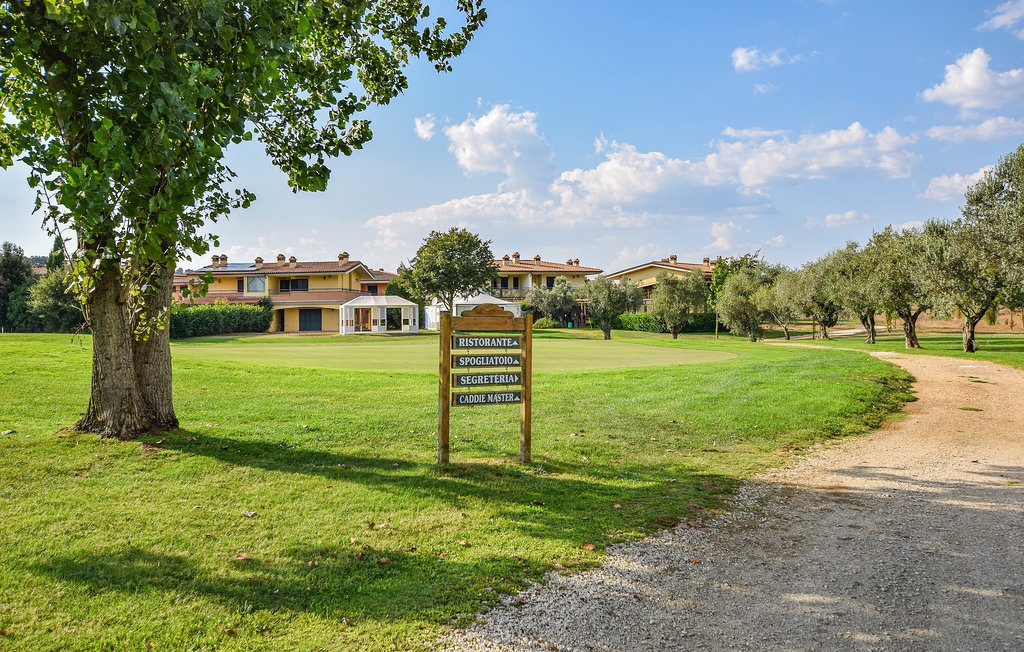 Feriehuse - Monterosi , Italien - IRU381 30