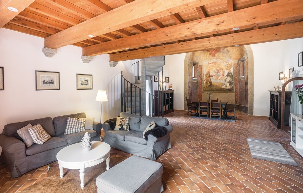 Semesterhus - Fabrica di Roma , Italien - IRU250 11