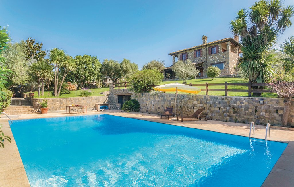 Feriehus - Anguillara Sabazia , Italia - IRU296 1