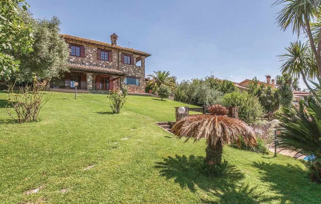 Feriehus - Anguillara Sabazia , Italia - IRU296 10