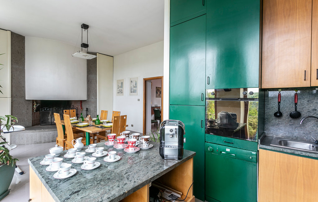 Feriehus - Canino , Italia - IRU389 24