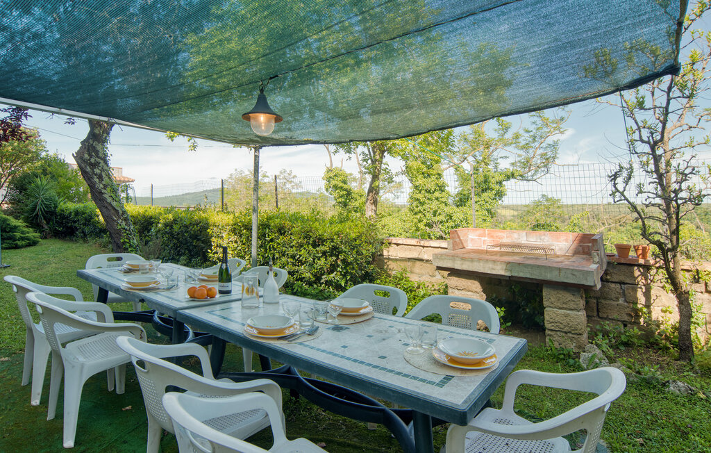 Feriehus - Canino , Italia - IRU389 2