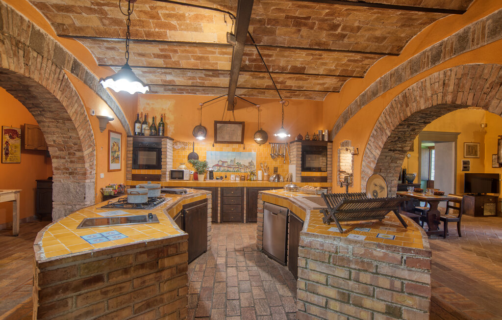 Semesterhus - Montefiascone , Italien - IRU267 25