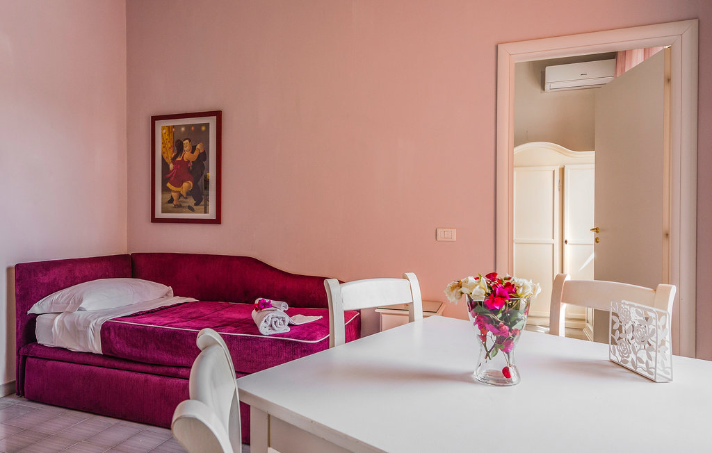 Apartment Siracusa (ISC241)