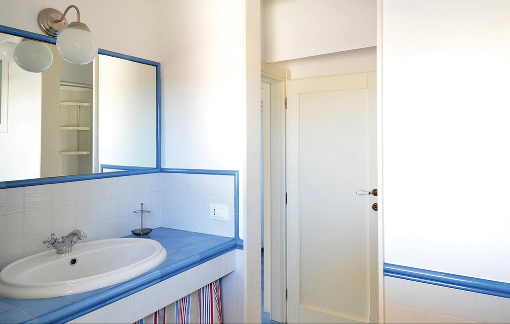 Ferienwohnung - Punta Braccetto , Italien - ISS666 11