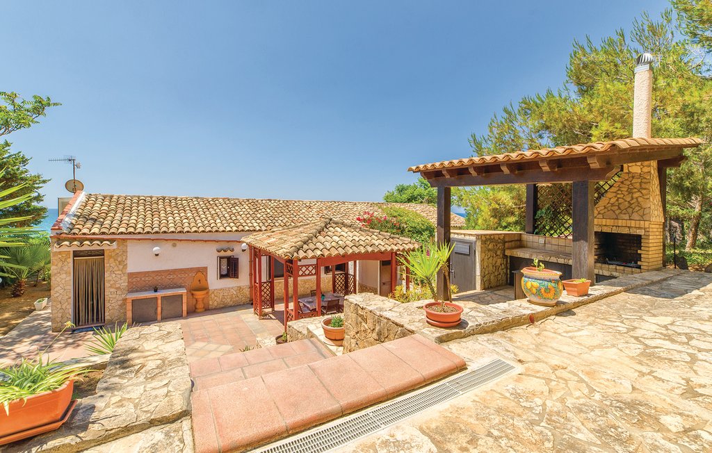 Feriehus - Menfi , Italia - ISS211 10