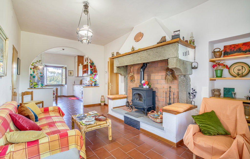 Lejlighed - Poppi , Italien - ITA374 3