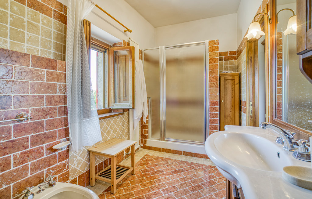 Feriehus - Castiglion Fiorentino , Italia - ITA092 33