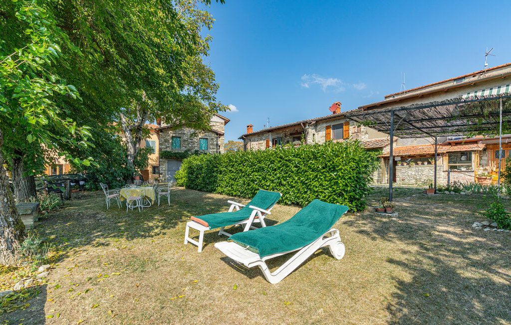 Lejlighed - Poppi , Italien - ITA374 1