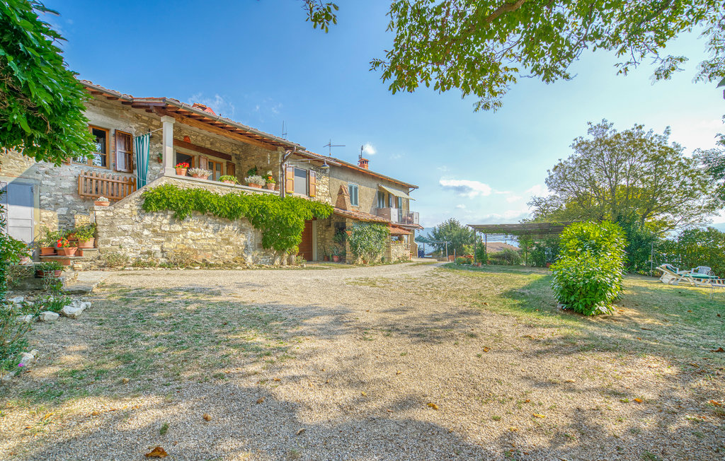 Lejlighed - Poppi , Italien - ITA374 7