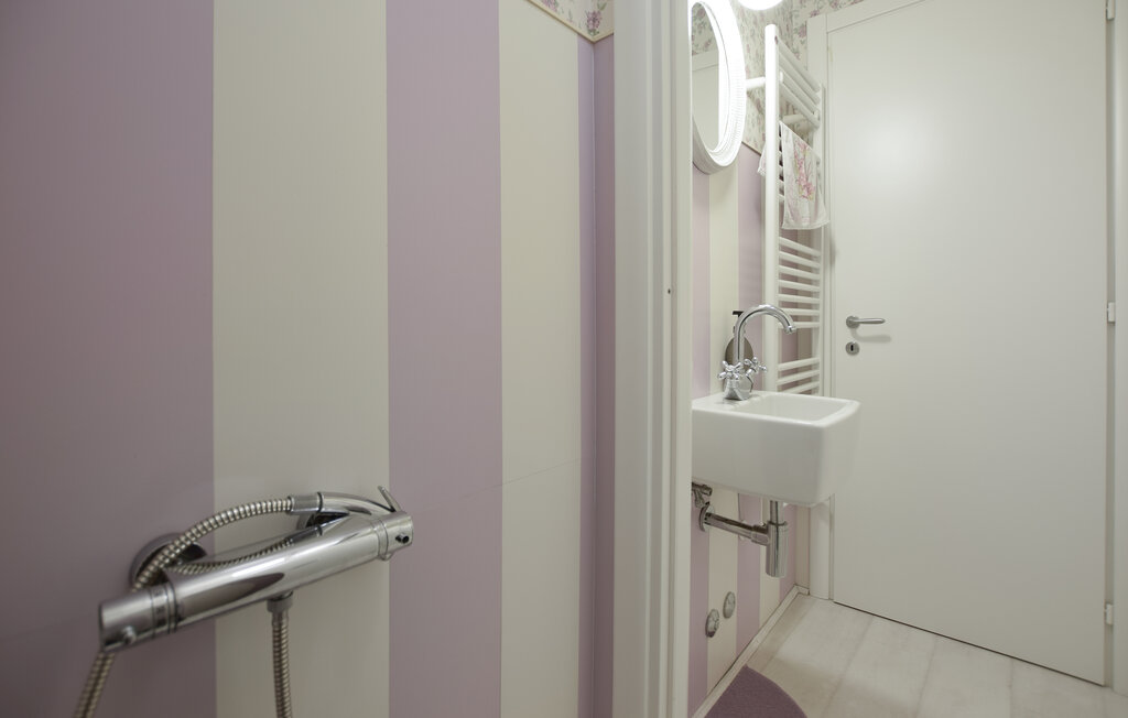 Apartment - Massa , Italy - ITD018 24