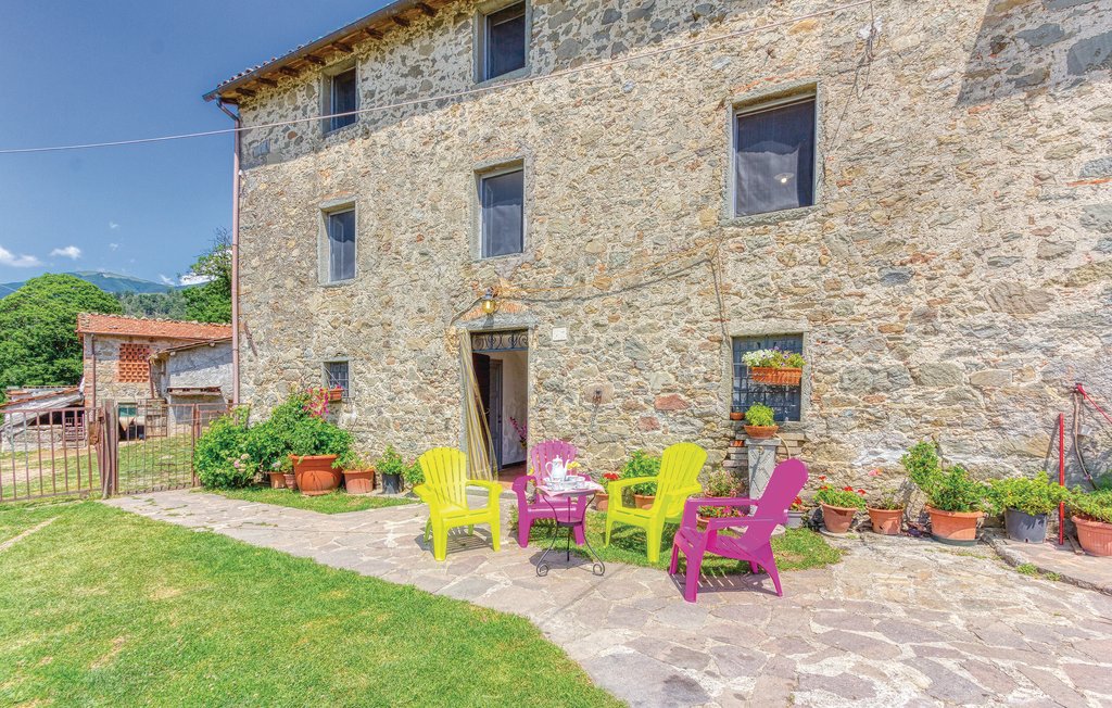 Feriehus - Barga , Italia - ITL202 8