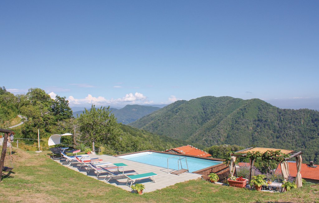 Semesterhus - Palagnana , Italien - ITL171 9