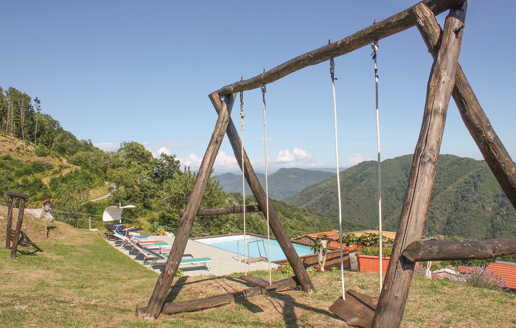 Semesterhus - Palagnana , Italien - ITL171 10