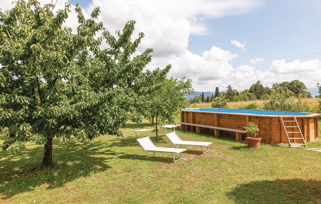 Feriehuse - Montuolo , Italien - ITL188 8