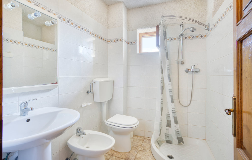 Feriehus - Vallico Sopra , Italia - ITL143 20