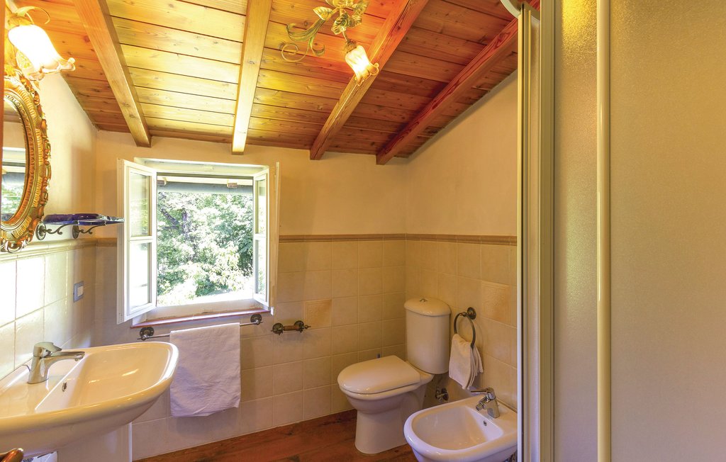 Feriehus - Casoli di Bagni di Lucca , Italia - ITL196 10