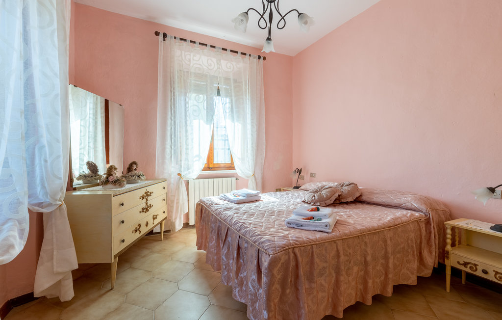 Lejlighed - Barga , Italien - ITL685 4