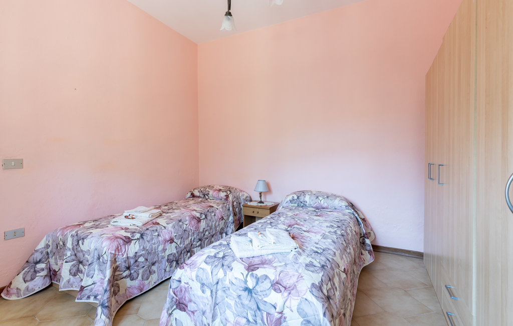 Lejlighed - Barga , Italien - ITL685 21