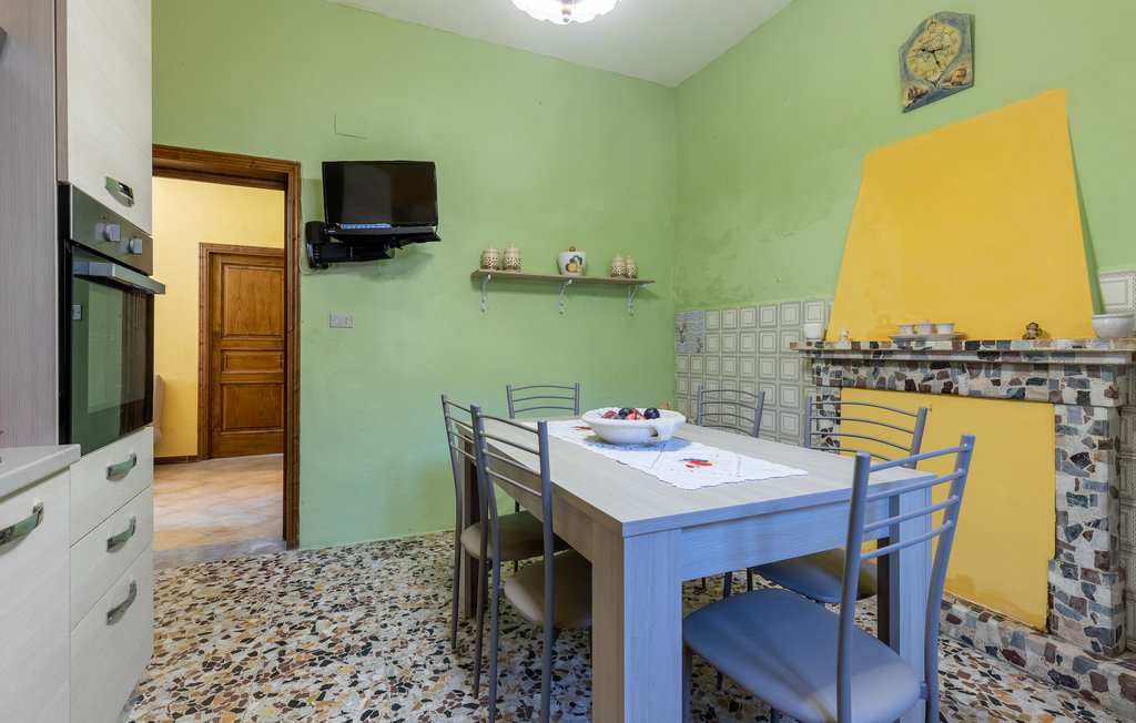 Lejlighed - Barga , Italien - ITL685 15