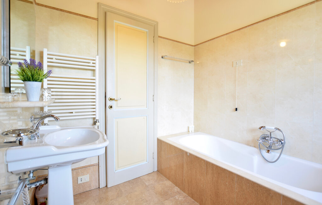 Ferienhaus - Lucca , Italien - ITL019 38