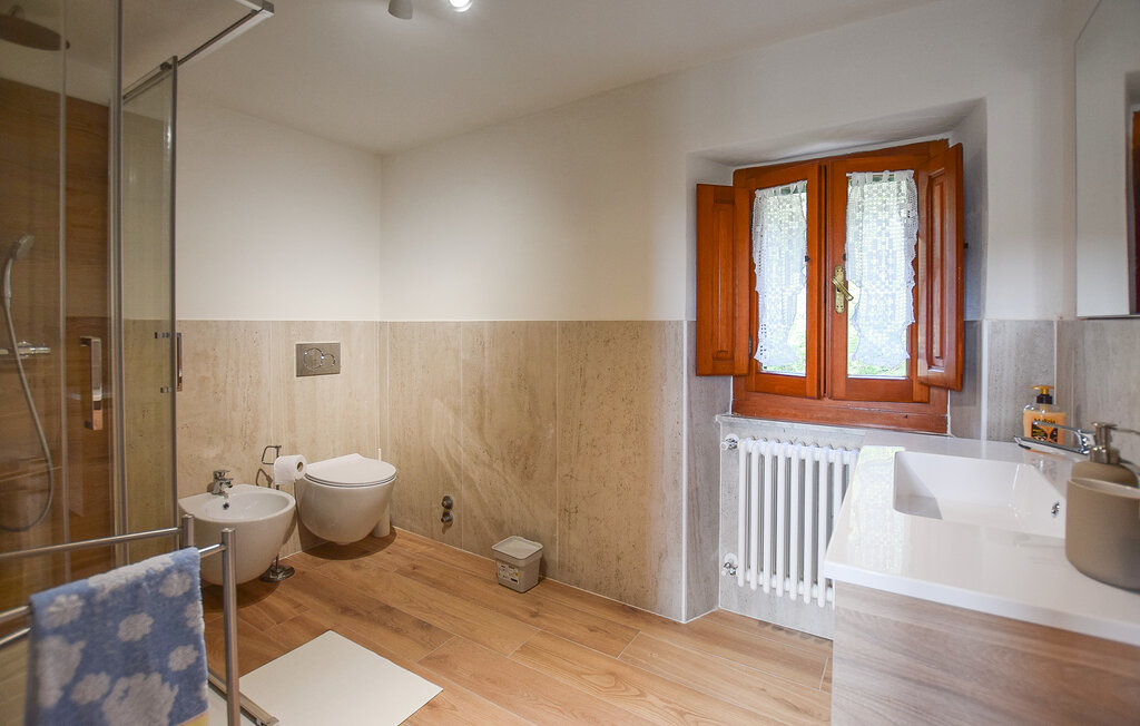 Location de vacances - Barga , Italie - ITL021 21