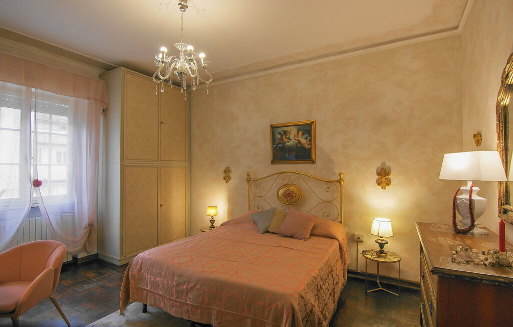 
Holiday rental - Lucca , Italy - ITL022 21