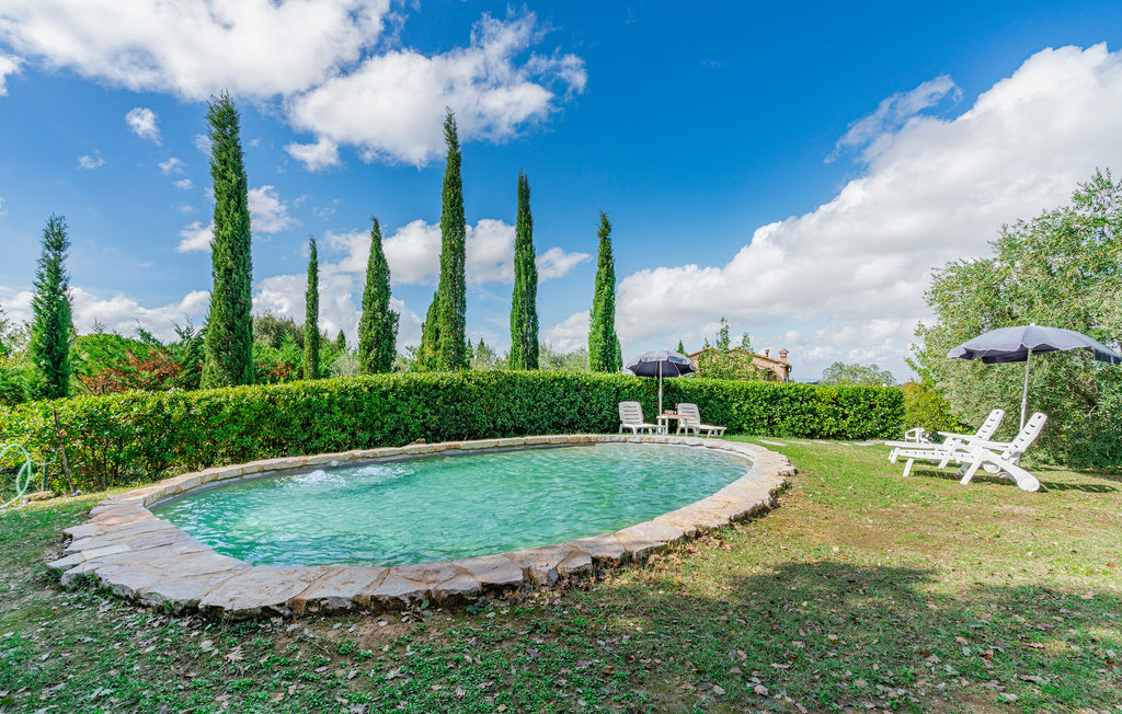 Feriehuse - Volterra , Italien - ITN533 1